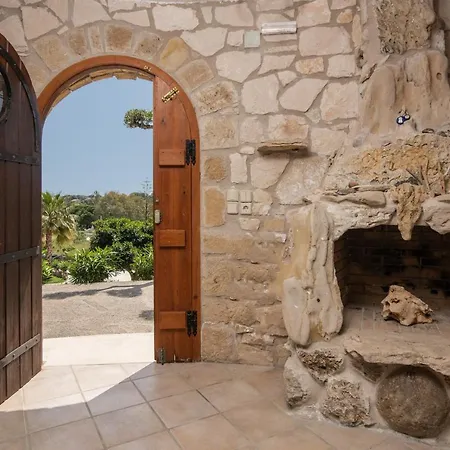Holiday home Gerakomylos Stone House *